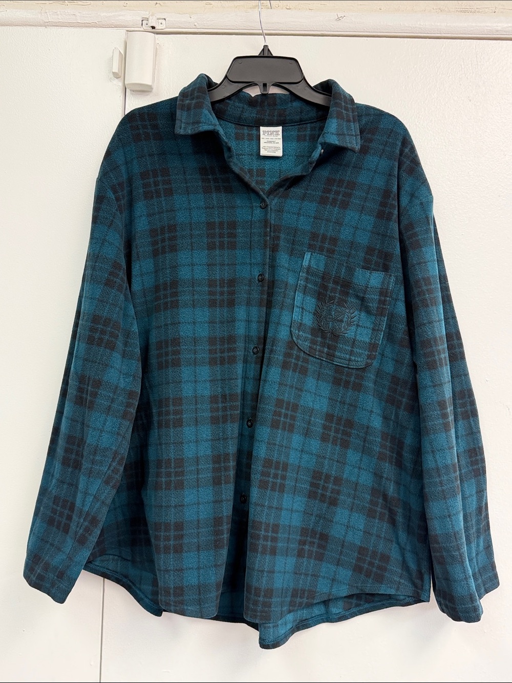 Victoria Secret PINK long sleeve pajama flannel top xxl great condition button